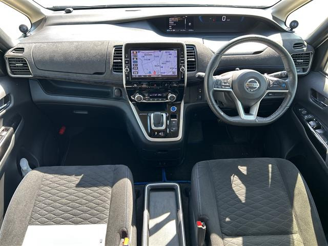 セレナ1.2 e-POWER AUTECH