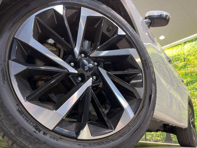 �y����20�C���`�A���~�z�C�[���z�O�ςɃ}�b�`���������A���~�z�C�[���𑕒����Ă���܂��B�e��ЊO�A���~�z�C�[����A�X�^�b�h���X�^�C�����戵�����Ă���܂��B���񂲑��k����������