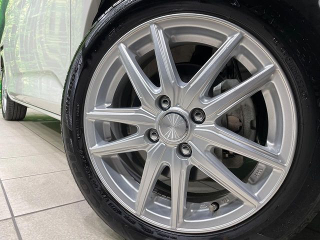 �y15�C���`�A���~�z�C�[���z�O�ςɃ}�b�`�����A���~�z�C�[���𑕒����Ă���܂��B�e��A���~�z�C�[����A�X�^�b�h���X�^�C�����戵�����Ă���܂��B���񂲑��k����������