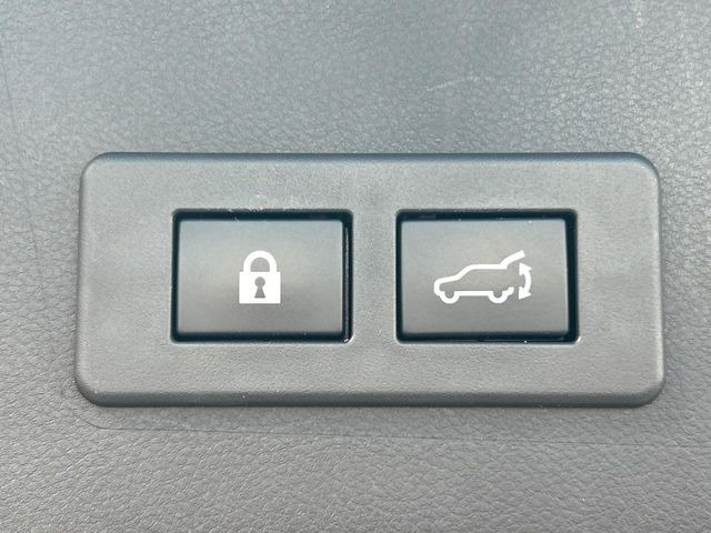 �y�p���[�o�b�N�h�A�z�X�}�[�g�L�[��^�]�Ȃ̃{�^�������������Ń��A�Q�[�g�������ŊJ���܂�!�ו��������Ă��鎞��A�����ʒu�ɂ���o�b�N�h�A��߂�ۂɕ֗��ȋ@�\�ł���