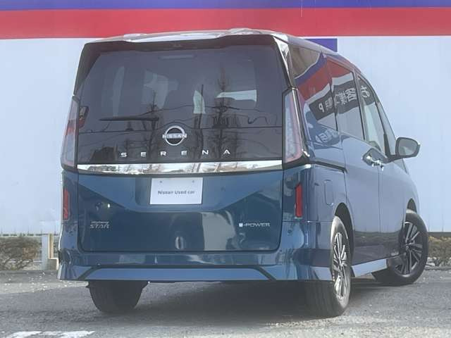 セレナ1.4 e-POWER ハイウェイスターV