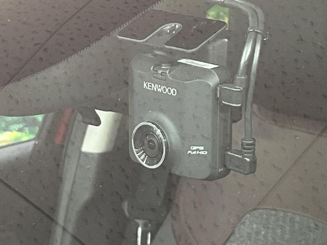 �y�h���C�u���R�[�_�[�z���S�E���S�ȃJ�[���C�t�ɕK�{�̃h���C�u���R�[�_�[�𑕔�!���s���͂������A������^�]�⎖�̂ɑ��������ۂ̏󋵂��f���ŋL�^���A����̃��X�N�ɔ����܂��B