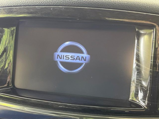 �y���[�J�[�����i�r�z�C���e���A�ɗn�����ރX�^�C���b�V���ȁu��p�݌v�v���[�J�[�i�r�𑕔��􎋔F���⑀�쐫�ȂǊ�{���\�ɂ��D��A���㎿�ȃJ�[���C�t�����y���݂��������܂��B