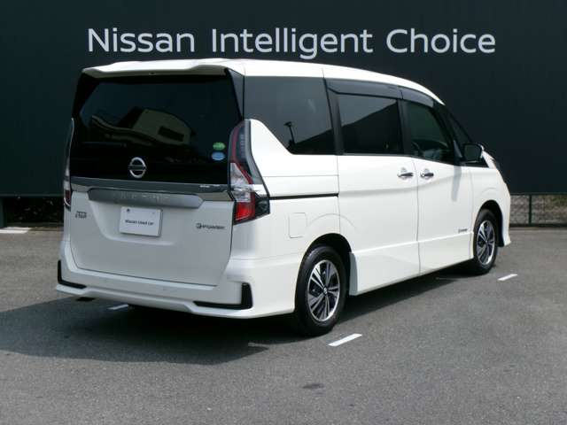 セレナ1.2 e-POWER ハイウェイスターV