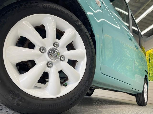 �y14�C���`�A���~�z�C�[���z�O�ςɃ}�b�`�����A���~�z�C�[���𑕒����Ă���܂��B�e��A���~�z�C�[����A�X�^�b�h���X�^�C�����戵�����Ă���܂��B���񂲑��k����������