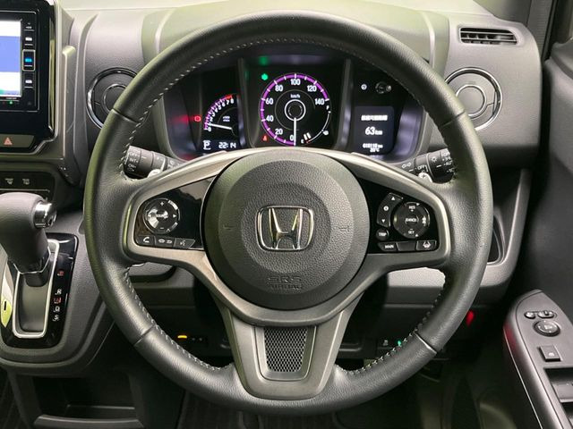 �y�����v�����X�e�A�����O�z�㎿�Ȋv���g�p���邱�ƂŁA��ɂ����������݂ƂĂ��^�]���₷���n���h���ł���