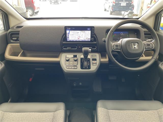 フリード1.5 e:HEV エアー EX