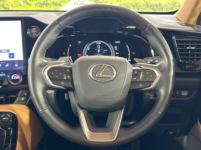 �y�����v�����X�e�A�����O�z�㎿�Ȋv���g�p���邱�ƂŁA��ɂ����������݂ƂĂ��^�]���₷���n���h���ł���