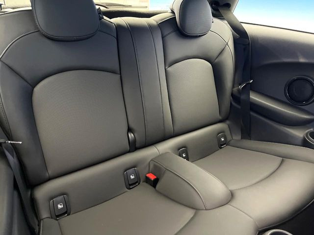 ���㕔���Ȃ��C�ɂȂ�悤�ȃL�Y�E�����ւ��蓙�A�傫�ȃ_���[�W�͂Ȃ��A�ǍD�ȏ�Ԃł��B