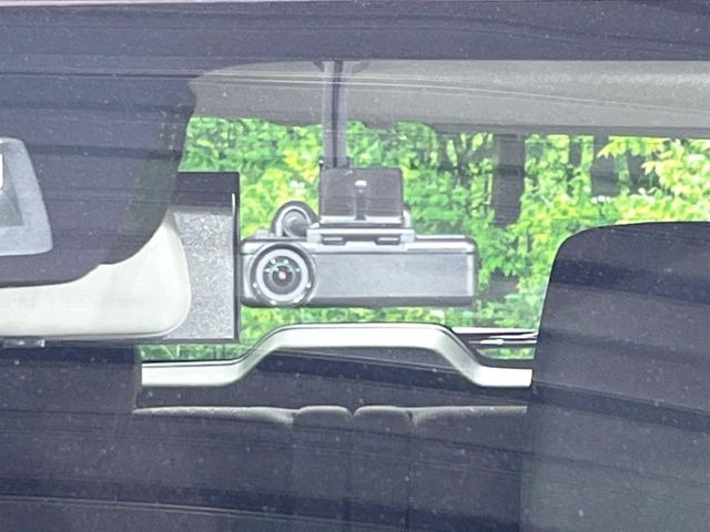 �y�h���C�u���R�[�_�[�z�h���C�u���R�[�_�[����!���s���͂������A������^�]�⎖�̂ɑ��������ہA�f���ŋL�^���A����̃��X�N�ɔ����܂��B���L�^�pSD�J�[�h�͂��q�l�����g�ł��������������K�v������܂��B