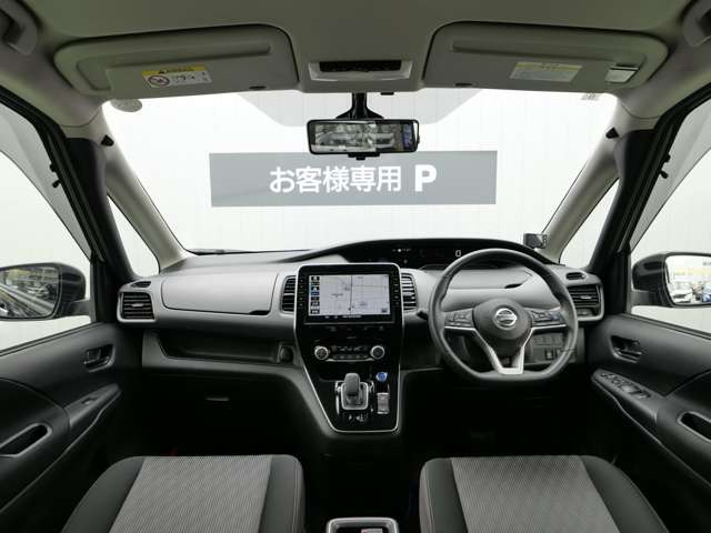 セレナ1.2 e-POWER ハイウェイスターV アーバンクロム