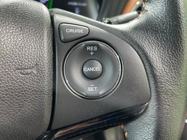 �y�N���[�Y�R���g���[���z�������H�����N���N���s�B�A�N�Z���𗣂��Ă���葬�x�ő��s���ł��A�������^�]���̕��S���y��!�����E�������ȒP�ȃX�C�b�`����Œ����ł��܂��B