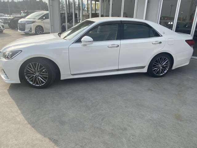 クラウンアスリートハイブリッド 2.5 S