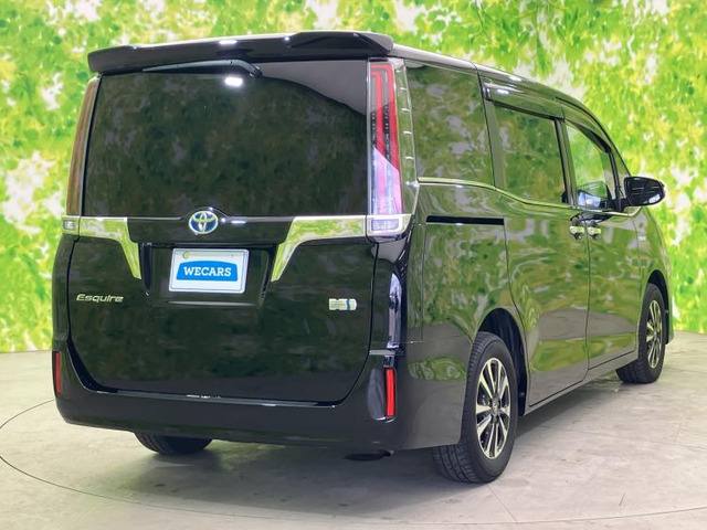 エスクァイアハイブリッド1.8 Gi プレミアムパッケージ