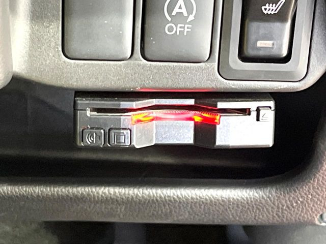 【ETC】高速道路の料金所をストレスなく通過!話題のスポットやサービスエリアに多い「スマートIC」利用時は必須のアイテムです。当店でセットアップを実施、ご納車当日からすぐにご利用いただけます!