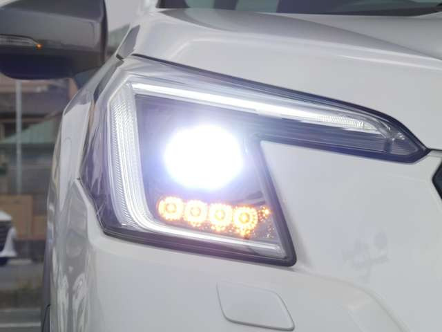 フォレスター1.8 スポーツ 4WD