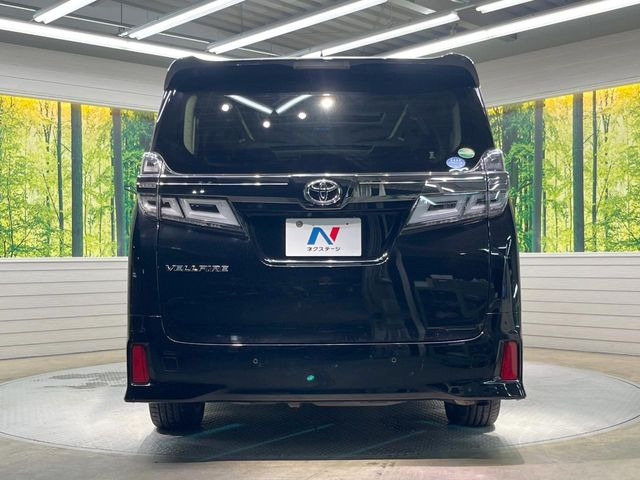 安心の最長10年・走行無制限保証(有償)をご用意。保証内容も充実はもちろん、無料点検&オイル交換や、年中無休の全国・24時間ロードサービスも付帯されておりますのでご安心下さい。