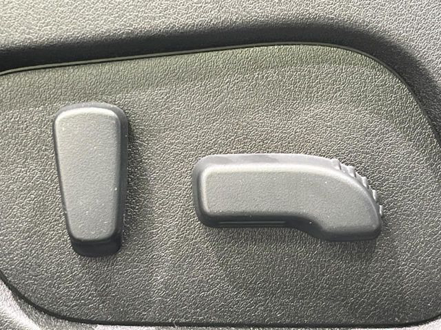 �y�p���[�V�[�g�z�X�C�b�`��ŊȒP�ɃV�[�g�̔��������\!�d��������͂�����܂���!���K�ȃV�[�g�|�W�V�����ɃZ�b�g���āA���K�ȃh���C�u�����y���݂��������B