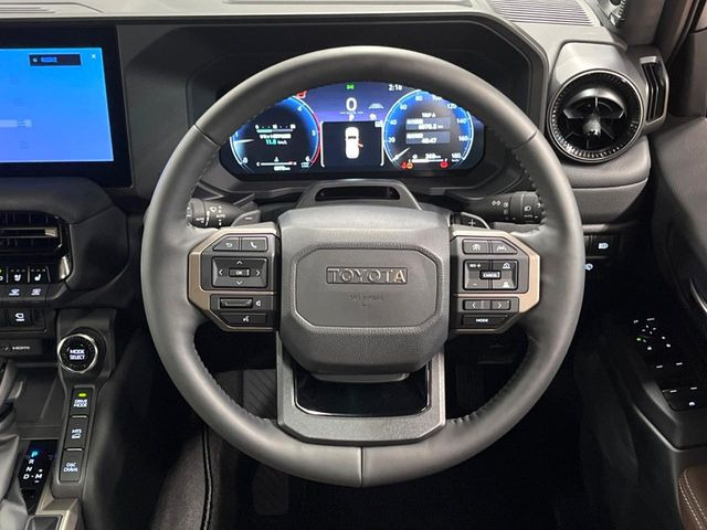 �y�����v�����X�e�A�����O�z�㎿�Ȋv���g�p���邱�ƂŁA��ɂ����������݂ƂĂ��^�]���₷���n���h���ł���