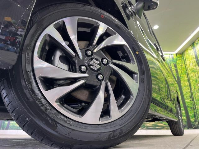 �y�O���[�h��p��15�C���`�A���~�z�C�[���z�f�U�C�����̍��������A���~�z�C�[���𑕒����Ă���܂��B�e��ЊO�A���~�z�C�[����A�X�^�b�h���X�^�C�����戵�����Ă���܂��B���񂲑��k����������