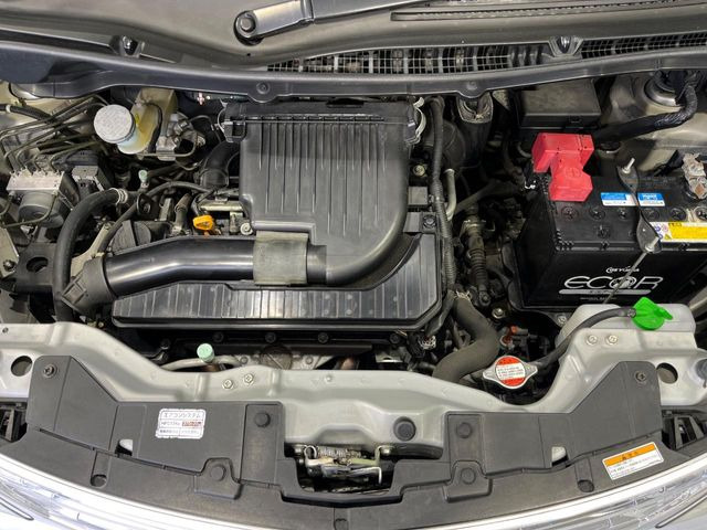 親切・丁寧な専門メカニックスタッフが応対!・車検・点検整備・事故等の修理などアフターサービスも安心。お車のカスタマイズもネクステージのサービススタッフまでご相談ください!