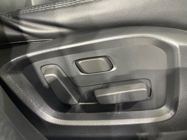 �y�p���[�V�[�g�z�X�C�b�`��ŊȒP�ɃV�[�g�̔��������\!�d��������͂�����܂���!���K�ȃV�[�g�|�W�V�����ɃZ�b�g���āA���K�ȃh���C�u�����y���݂��������B