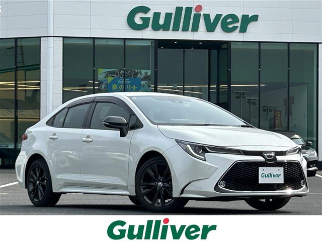 カローラ1.8 ハイブリッド W×B