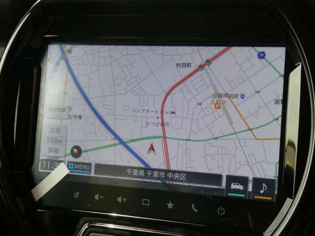 今では必需品のアイテム!スズキ純正メモリーナビ!知らない道もナビがあれば安心!フルセグも付いてます!お客様のカーライフを快適にサポートしてくますね♪