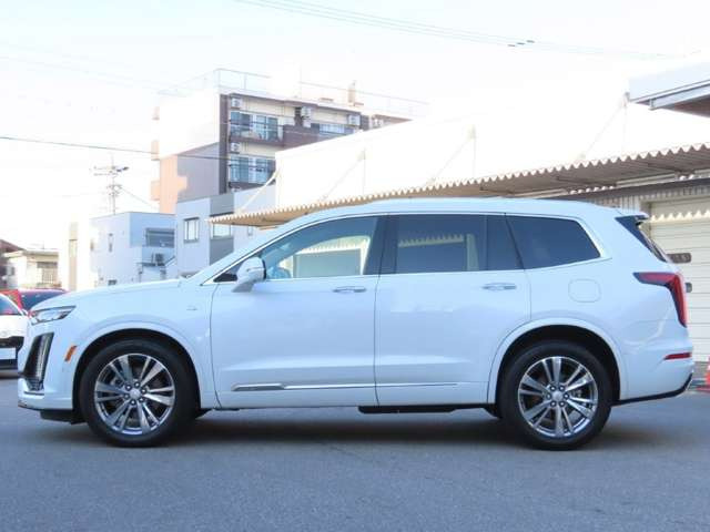XT6プラチナム 4WD