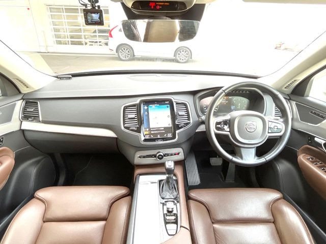 XC90D5 AWD モメンタム ディーゼル 4WD