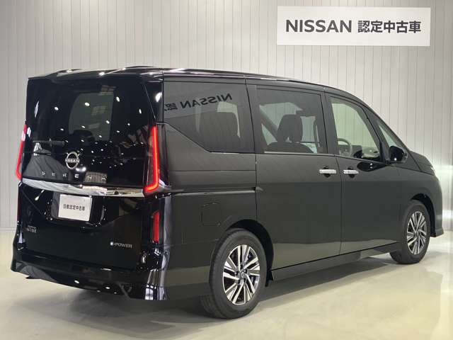 セレナ1.4 e-POWER ハイウェイスターV