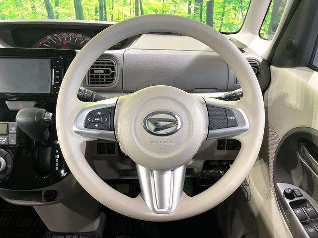 �y�X�e�A�����O�X�C�b�`�z�^�]���A�O������ڐ������炷���ƂȂ��A�I�[�f�B�I���̑��삪�\�ȕ֗��@�\!���S&���K�ȃh���C�u�����o���Ă���܂���