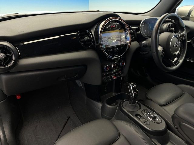 �A���ԃO���[�v���݌ɐ���2,000��!�S���̌n��X���烁�[�J�[�E�Ԏ��킸���Љ�o����̂ŁA���Ȃ��Ƀs�b�^���̂��Ԃ�������͂��ł���܂��͂��₢���킹��������