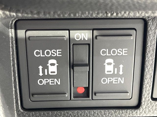 �y�����p���[�X���C�h�h�A�z�X�}�[�g�L�[��^�]�Ȃ̃X�C�b�`�Ō�ȗ����X���C�h�h�A�̊J���\���d��������͂����ăh�A���J����K�v�������A�����Ȃ��q�l�ł��ȒP�ɊJ���߂ł����K�ł���