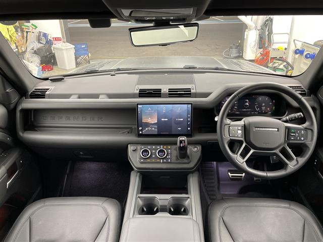 ディフェンダー