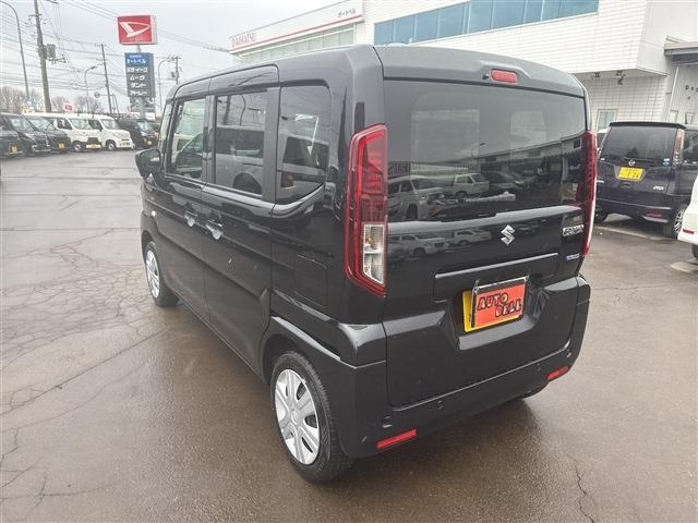 �݌ɎԂ́A�F�X�ȎԎ킪�������p�ӂ������Ă���܂��B