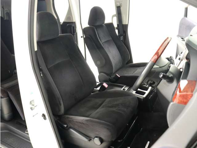 �ǉ��̂��ʐ^�⓮��ȂǁA���[����LINE�ł�����ł��܂�!�C�ɂȂ�_������΂ǂ�Ȃ��Ƃł����X�^�b�t�܂ł��\���t�������������v���ɂ��Ή������Ē����܂�!