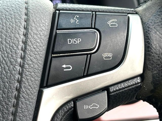 �y�v���N���b�V���Z�[�t�e�B�z�O���̎ԗ��������m���A�Փ˂������Ȏ��͌x��Œ��ӂ𑣂��A�u���[�L�𓥂ޗ͂��T�|�[�g�B�u���[�L�𓥂߂Ȃ������ꍇ�͏Փ˔�Q�y���u���[�L���쓮�A�Փˉ�����T�|�[�g���܂��B