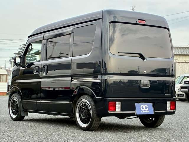 お車の詳細はお電話かメール・LINEにてご対応させて頂きます。遠方のお客様にもご安心してご契約頂けるようにご対応させて頂きます。 お気軽にお問い合わせくださいませ。