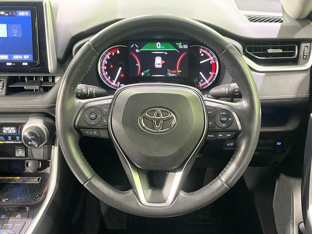 �y�����v�����X�e�A�����O�z�㎿�Ȋv���g�p���邱�ƂŁA��ɂ����������݂ƂĂ��^�]���₷���n���h���ł���