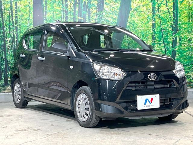 高透明度のガラス皮膜で撥水はもちろん、上質なツヤ・光沢を実現。紫外線や酸性雨から大切な愛車を保護し、色あせ・劣化を防止。「弾スプラッシュコート」、「弾プリミッサコート」からお選びいただけます。