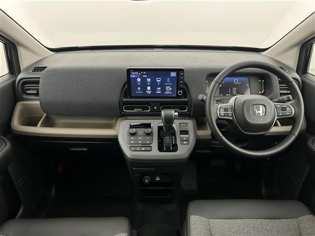 フリード1.5 e:HEV エアー EX