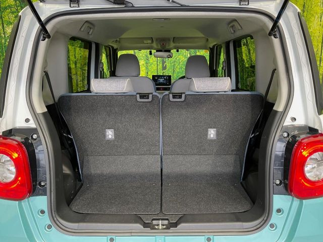 ���i�̂���������ʋ΁A���}���ɏ\���ȉ׎��X�y�[�X���m�ۂ��Ă���܂��B�Z�J���h�V�[�g��|���ƁA�傫�ȉו��̐ύڂ��\�ł���