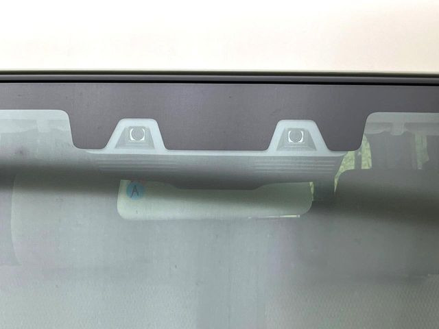 �y�X�Y�L �Z�[�t�e�B�T�|�[�g�z���s���ɑO���̎ԗ�����F�����A�Փ˂������Ȏ��͌x��ƃu���[�L�ŏՓˉ���Ɣ�Q�y�����A�V�X�g�B�����S�Ƀh���C�u�����y���݂��������܂��B