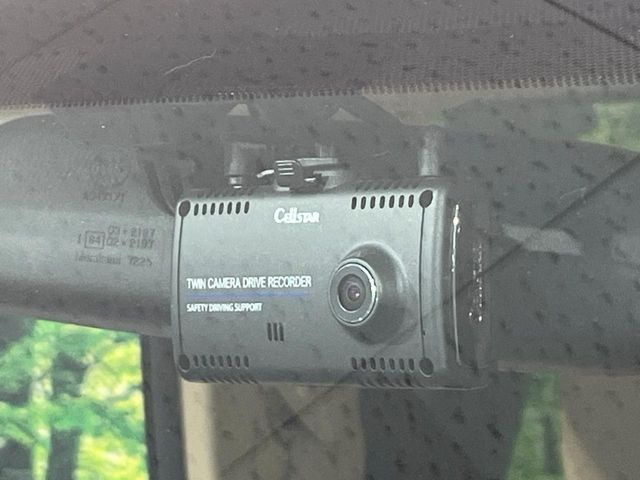 �y�h���C�u���R�[�_�[�z�h���C�u���R�[�_�[����!���s���͂������A������^�]�⎖�̂ɑ��������ہA�f���ŋL�^���A����̃��X�N�ɔ����܂��B���L�^�pSD�J�[�h�͂��q�l�����g�ł��������������K�v������܂��B