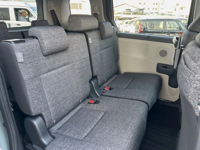 �L�X�Ƃ���2��ڃV�[�g�͋��Z���������A���S�n�����K!�F�B��Ƒ��Ƃ̂��o�����ɂ҂�����ł��B�x�r�[�V�[�g��`���C���h�V�[�g�g�p�������K�ɂ��߂�������������\���ȋ�Ԃ��m�ۂ��Ă��܂��B