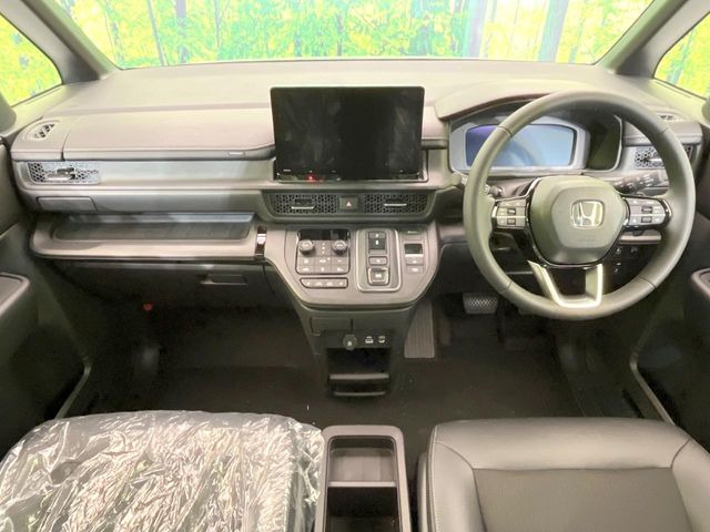 ステップワゴン2.0 e:HEV スパーダ