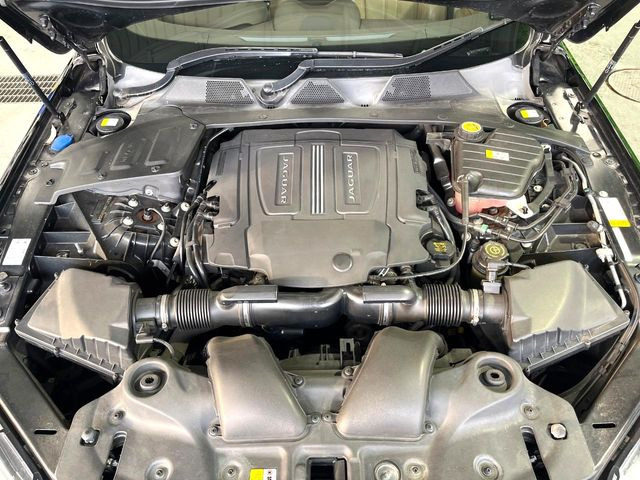 �����X�ł́A�e���[�J�[�̐�p�f�f�e�X�^�[�𓱓��B���Ǝ��i�����e�N�j�J���X�^�b�t���풓���Ă���܂��̂ŁA������̍ۂɂ����S���Ă����p���������܂��B