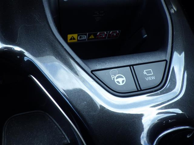 クラウンスポーツ2.5 Z E-Four 4WD