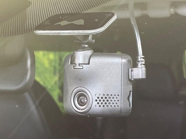 �y�h���C�u���R�[�_�[�z�h���C�u���R�[�_�[����!���s���͂������A������^�]�⎖�̂ɑ��������ہA�f���ŋL�^���A����̃��X�N�ɔ����܂��B���L�^�pSD�J�[�h�͂��q�l�����g�ł��������������K�v������܂��B